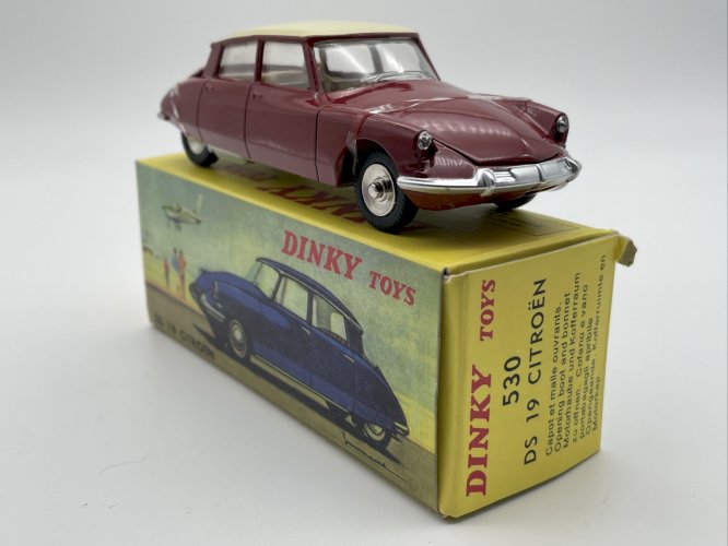 Citroën DS19  1/43 Dinky Toys Atlas
