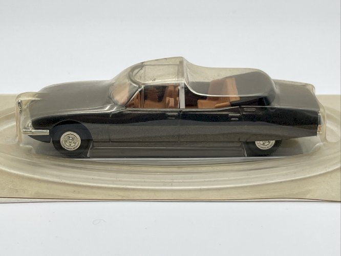 Citroën SM Présidentielle 1/43 Norev