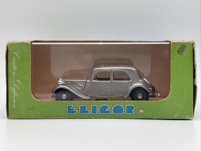 Citroën Traction Avant 11 BL (1947) 1/43 Eligor