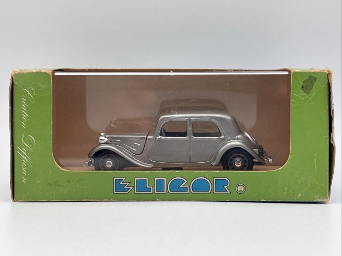 Citroën Traction Avant 11 BL (1947) 1/43 Eligor
