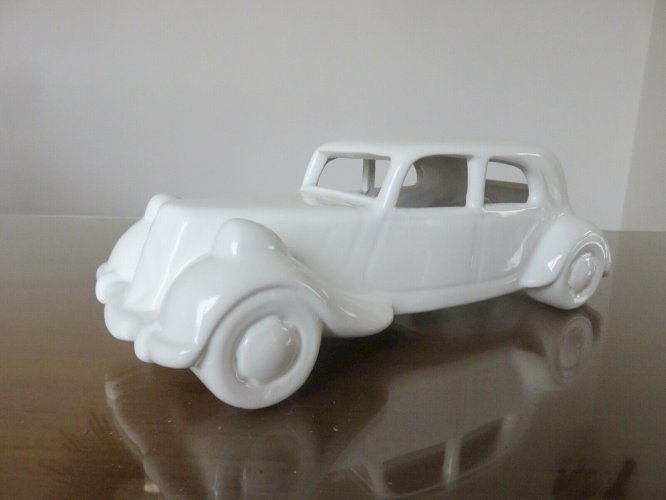 CITROËN TRACTION AVANT LAMPE EN CERAMIQUE ANNEES 70 80 VINTAGE