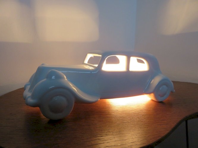 CITROËN TRACTION AVANT LAMPE EN CERAMIQUE ANNEES 70 80 VINTAGE