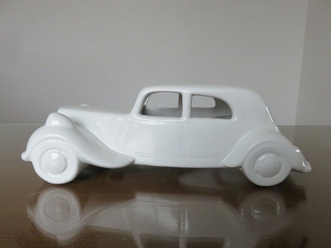 CITROËN TRACTION AVANT LAMPE EN CERAMIQUE ANNEES 70 80 VINTAGE