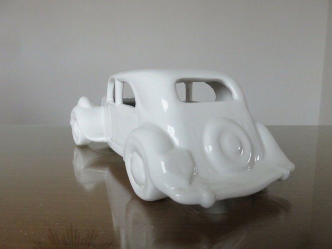 CITROËN TRACTION AVANT LAMPE EN CERAMIQUE ANNEES 70 80 VINTAGE