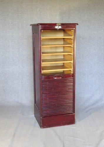 Classeur à rideau, par Thonet 1932