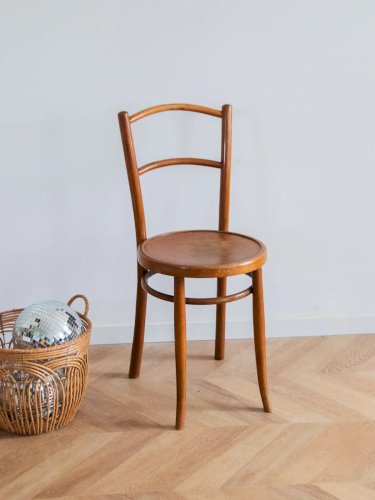 Claude, la chaise bistrot en bois N°661