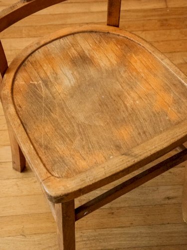 Claude, la chaise bistrot style Thonet N°875