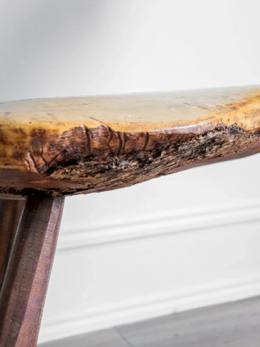 Claude, la chaise brutaliste en bois N°865