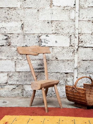 Claude, la chaise brutaliste N°650