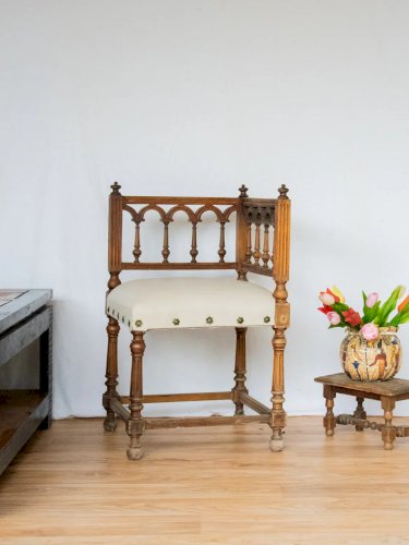 Claude, la chaise d'angle en cuir N°882