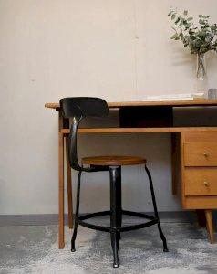 Claude, the metal and wood workshop chair N°890