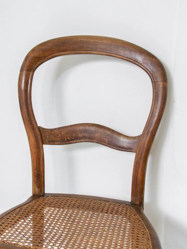 Claude, la chaise en bois cannée N°329
