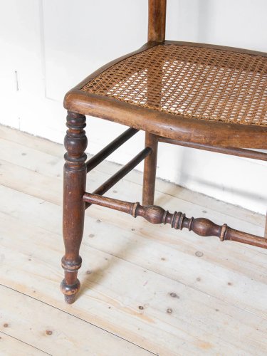 Claude, la chaise en bois cannée N°329