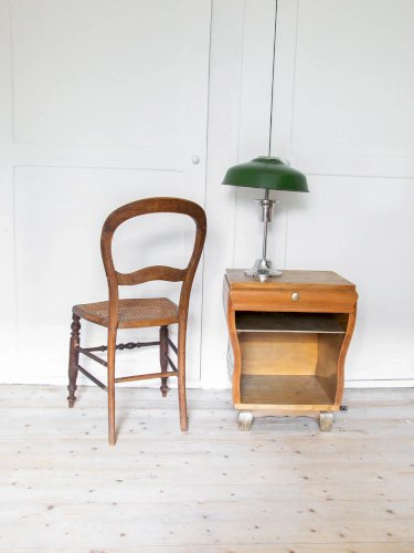 Claude, la chaise en bois cannée N°329