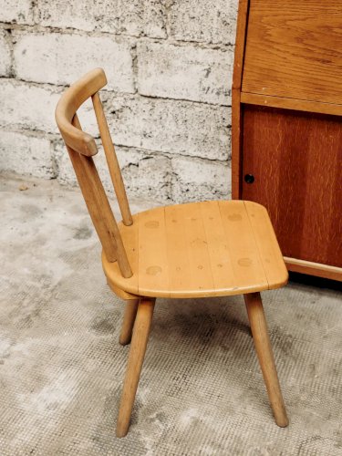 Claude, la chaise en bois claire N°593