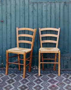 Claude, la chaise en bois et paille N°452