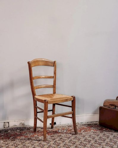 Claude, la chaise en bois et paille N°835