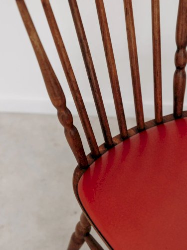 Claude, la chaise en bois N°233