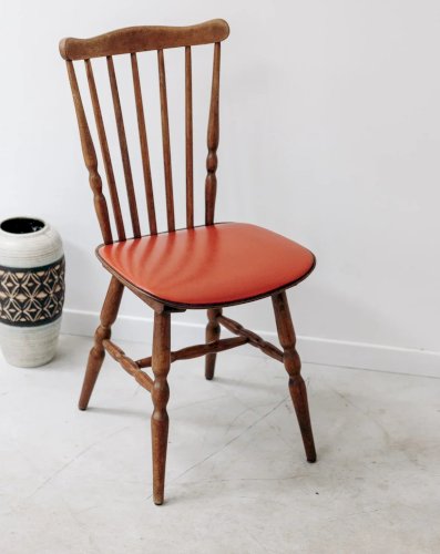 Claude, la chaise en bois N°233