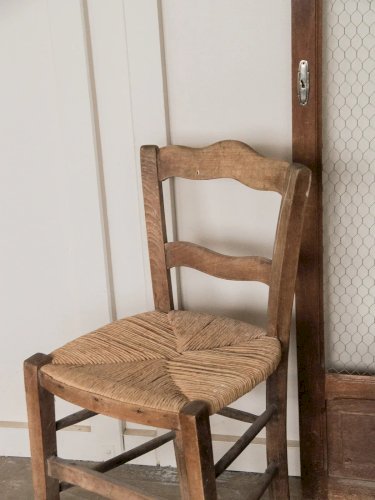 Claude, la chaise en bois N°238