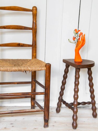 Claude, la chaise en bois N°331