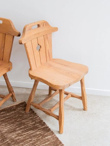 Claude, la chaise en bois N°493