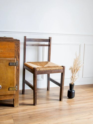 Claude, la chaise en bois N°498