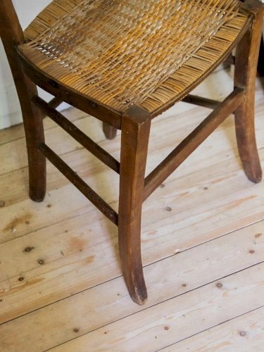 Claude, la chaise en bois N°509