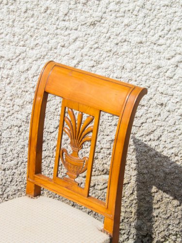 Claude, la chaise en bois N°581