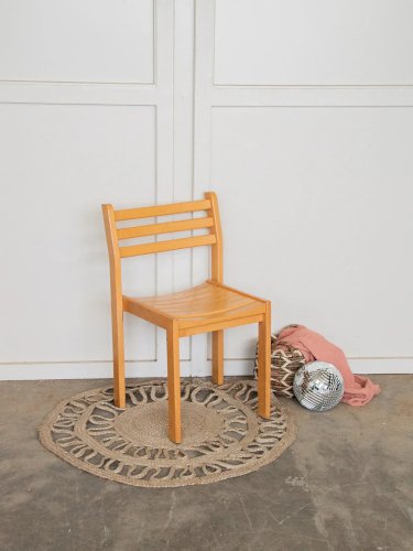 Claude, la chaise en bois N°582