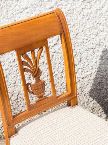 Claude, la chaise en bois N°584