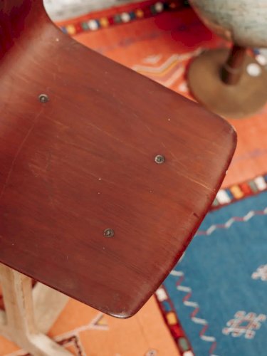 Claude, la chaise en bois N°595