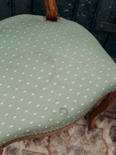 Claude, la chaise en bois N°646