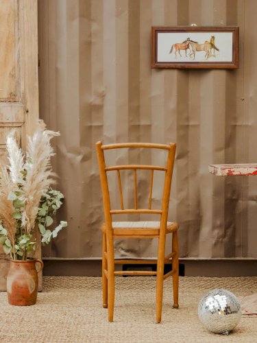 Claude, la chaise en bois N°754