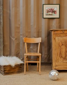 Claude, the wooden chair No. 766