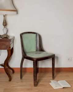 Claude, the wooden chair No. 793