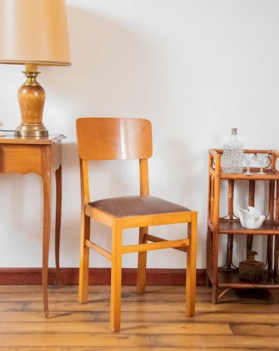 Claude, la chaise en bois N°820