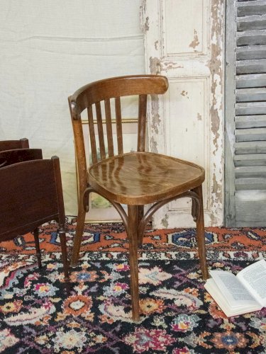 Claude, la chaise en bois N°833