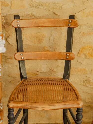 Claude, la chaise en bois N°845