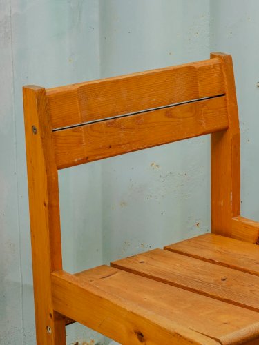 Claude, la chaise en bois N°853