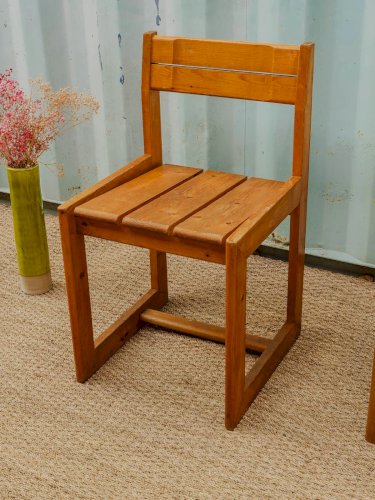 Claude, la chaise en bois N°853