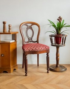 Claude, la chaise en bois style Louis Philippe N°963