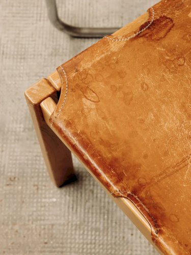 Claude, la chaise en cuir N°872