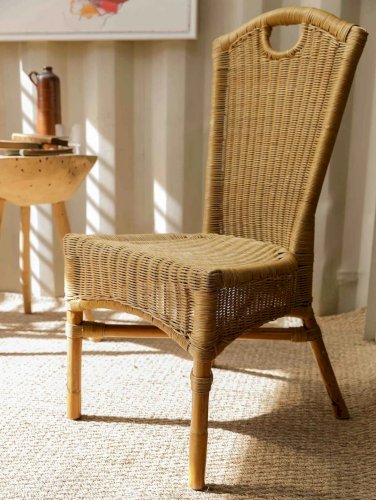 Claude, la chaise en rotin N°687