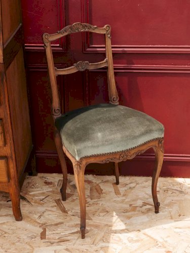 Claude, la chaise en velours N°526