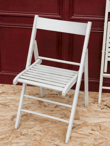Claude, la chaise pliante en bois N°524