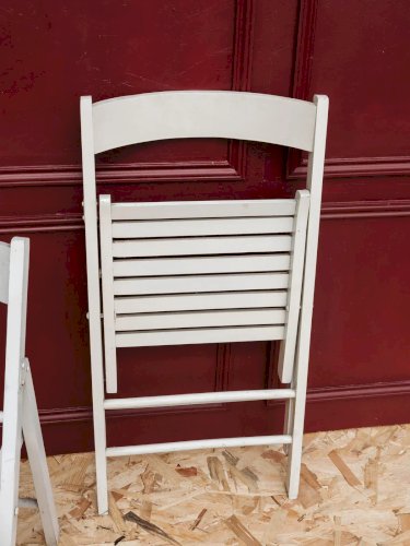 Claude, la chaise pliante en bois N°524