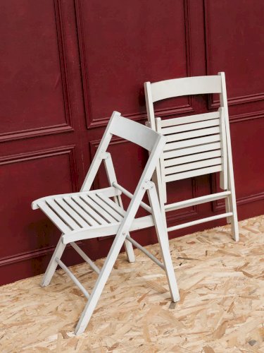Claude, la chaise pliante en bois N°524