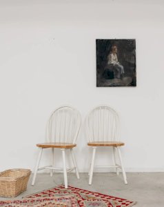 Claude, la chaise scandinave en bois N°874