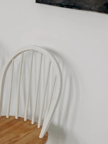 Claude, la chaise scandinave en bois N°874